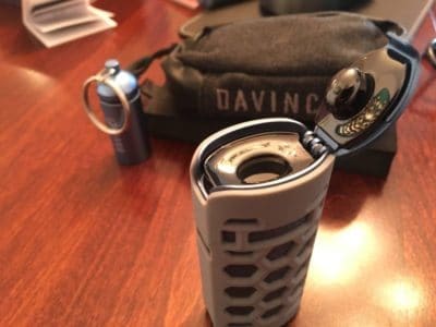 How to load the Miqro davinci-miqro-accessories-wearing-the-glove